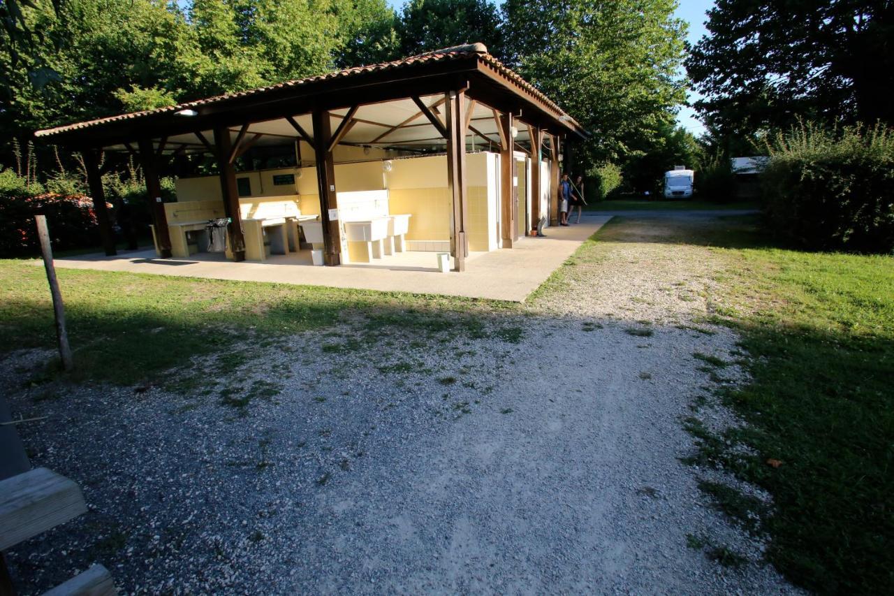 Camping L'Ilot Du Chail Sansais Luaran gambar