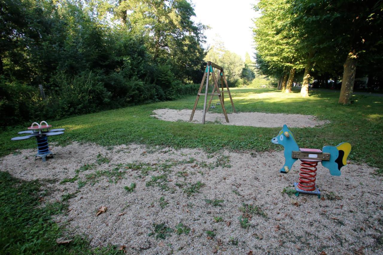 Camping L'Ilot Du Chail Sansais Luaran gambar