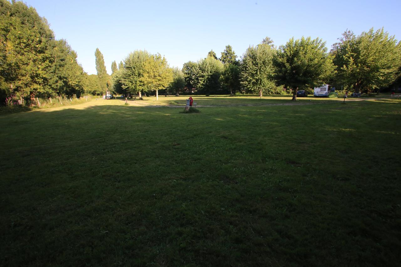 Camping L'Ilot Du Chail Sansais Luaran gambar