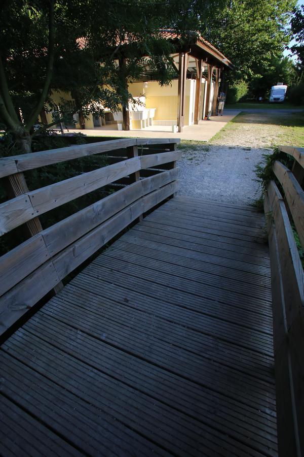 Camping L'Ilot Du Chail Sansais Luaran gambar