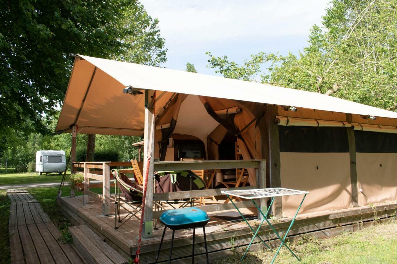 Camping L'Ilot Du Chail Sansais Luaran gambar
